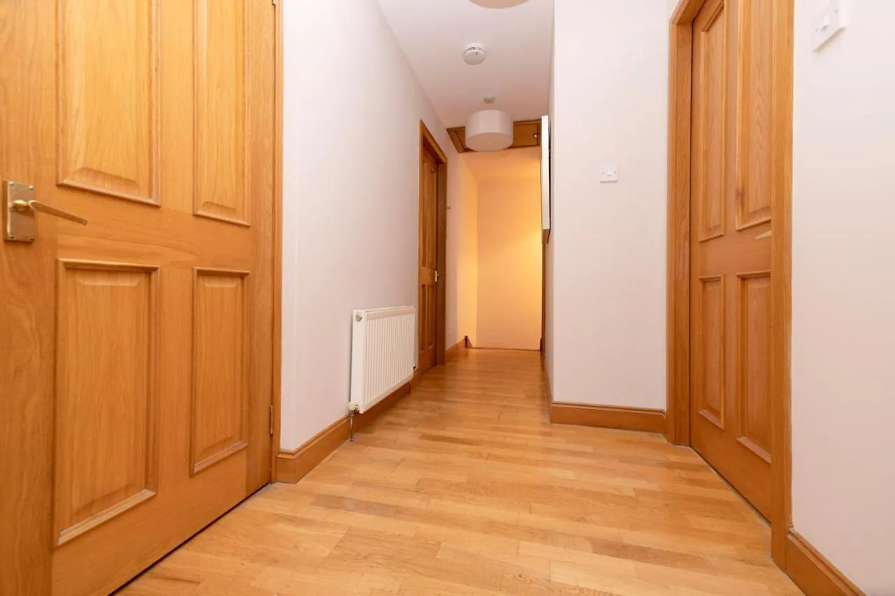 Joivy Bright And Cosy Flat Near The Scotland Gallery Edinburgh United Kingdom