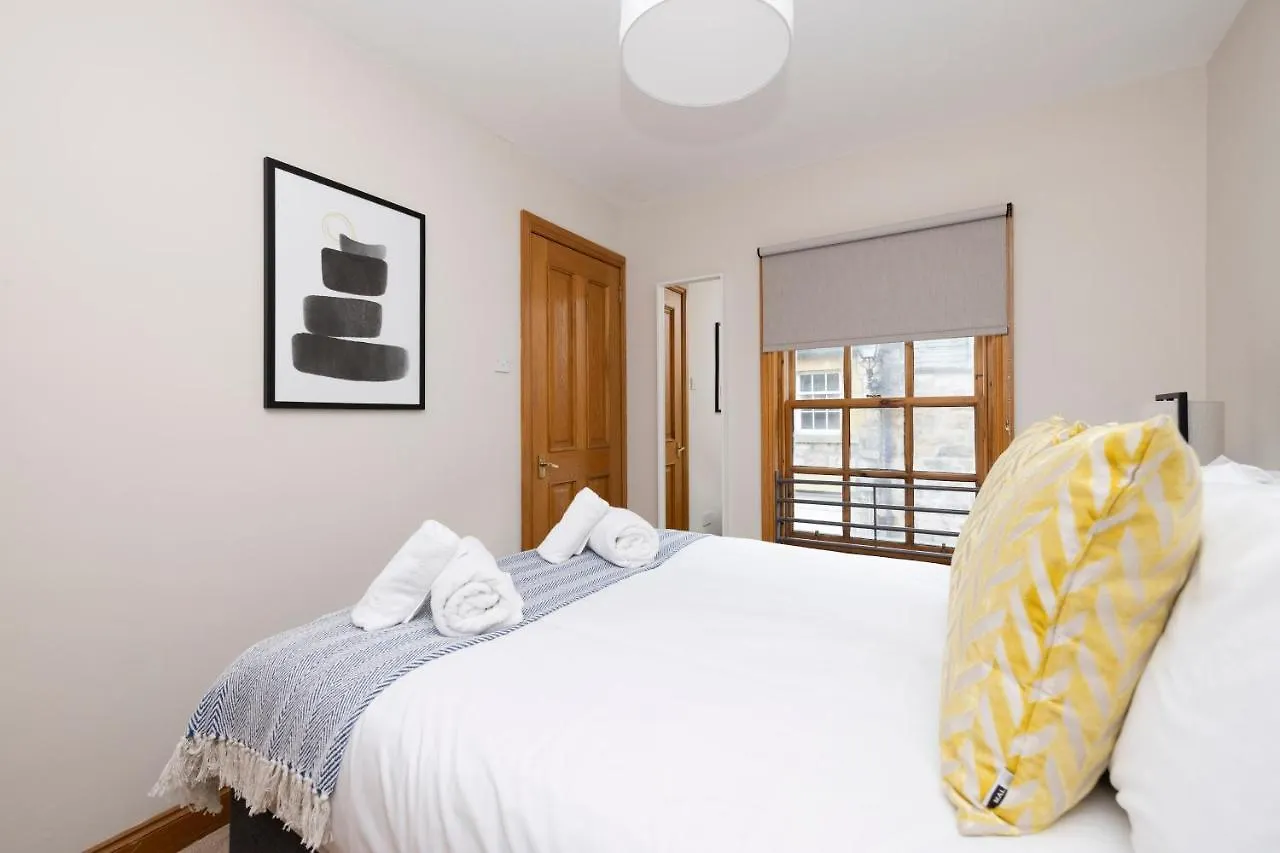 Joivy Bright And Cosy Flat Near The Scotland Gallery Edinburgh Apartment