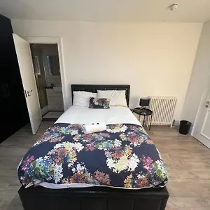  Homestay Luxury Double W/ Private Bathroom