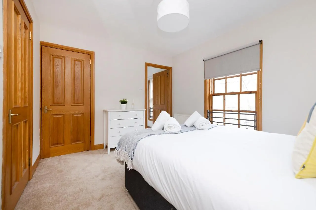 Joivy Bright And Cosy Flat Near The Scotland Gallery Edinburgh Apartment